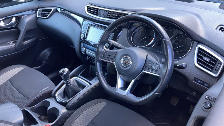 Nissan Qashqai 1.5 dCi 115 Acenta Premium 5dr Diesel Hatchback